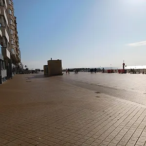 Louisa Met Prachtig Zeezicht Appartement Ostende